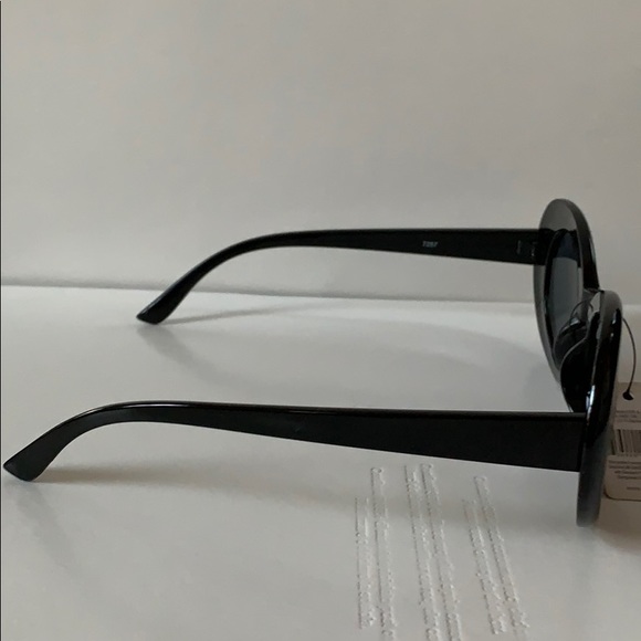 🆕 🆑 SUNGLASSES - Picture 3 of 8